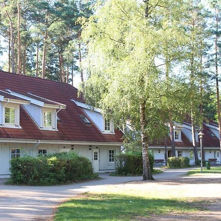 Martas Gaestehaeuser Gross Vaeter See Templin Exterior foto